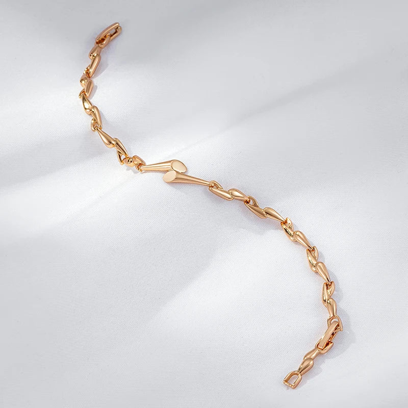 ✨ Geometric Rose Gold Bracelet – Modern Elegance ✨