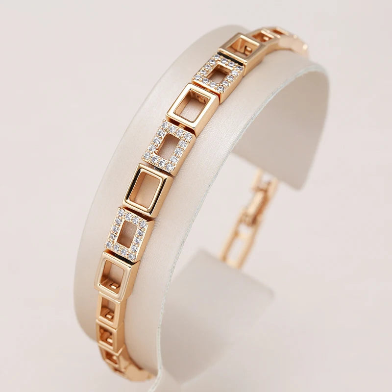 ✨ Square Link Bracelet – Luxury Elegance with Natural Zircon ✨