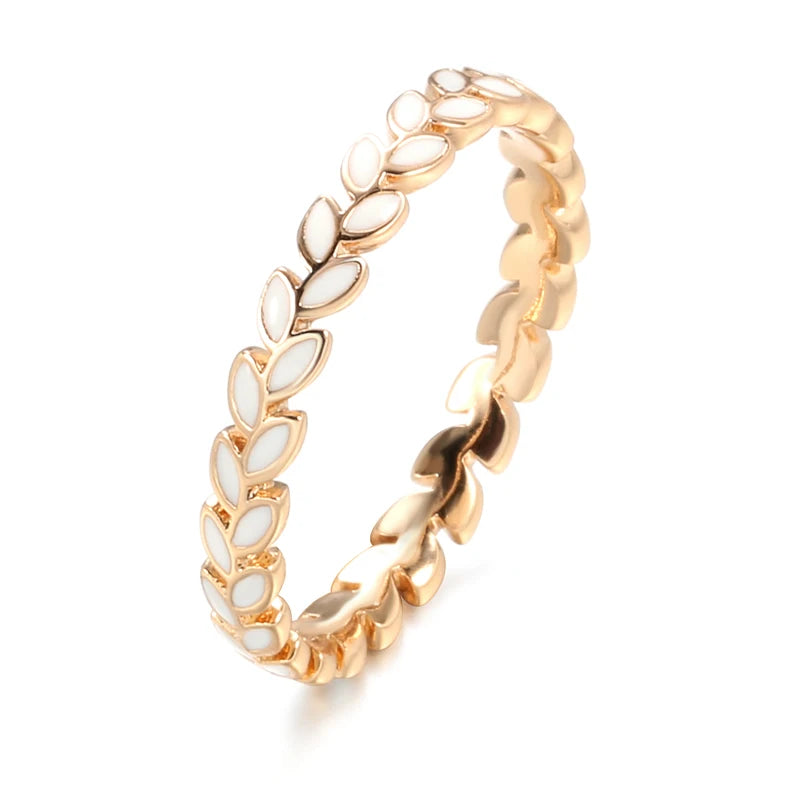 ✨ White Enamel Leaf Ring – Exquisite Elegance in Rose Gold ✨