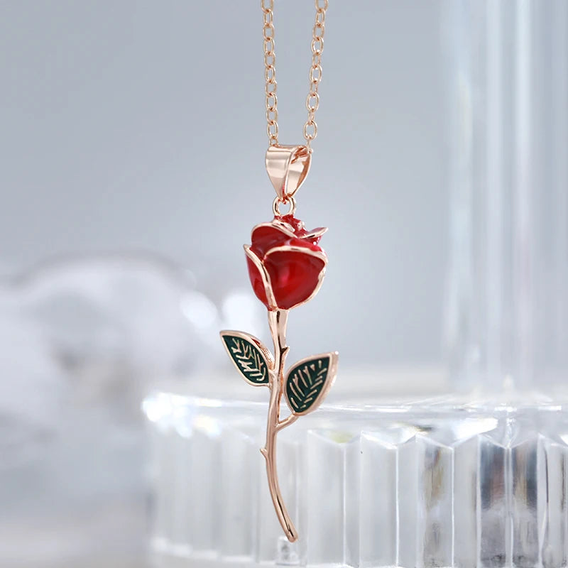 ✨ Rose Pendant Necklace – Vintage Charm in Red Enamel ✨